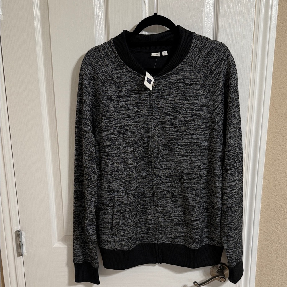 GAP Black and Gray zip up jacket - women’s